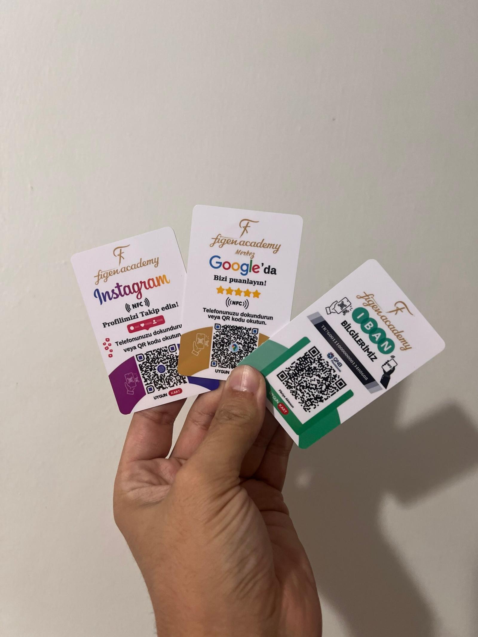NFC mi QR Kod mu? İşletmeniz İçin Hangisi Daha Uygun?